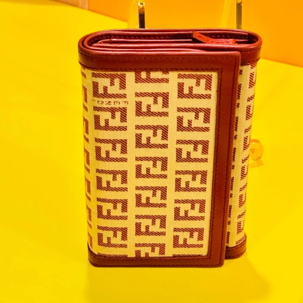 Fendi Red and Cream Monogram Wallet - Picture 13 of 13